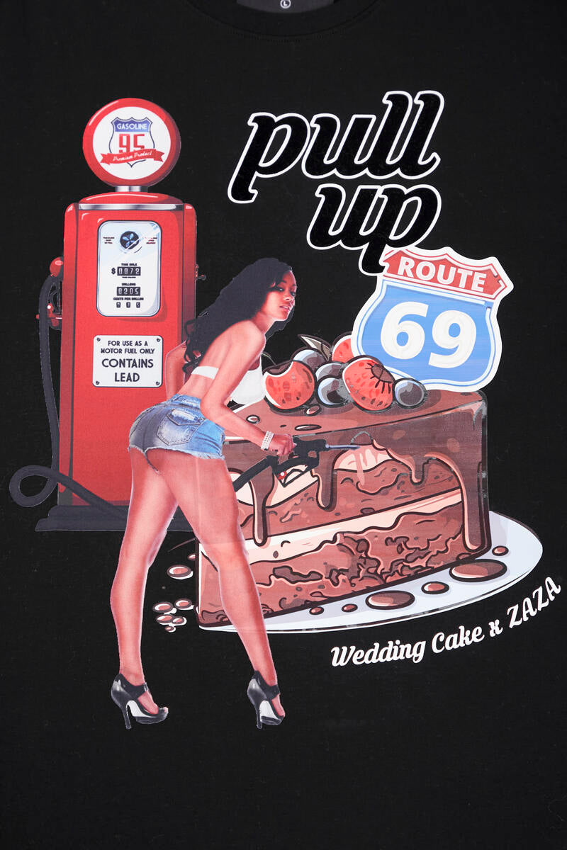 WEDDING CAKE PULL UP T-SHIRT