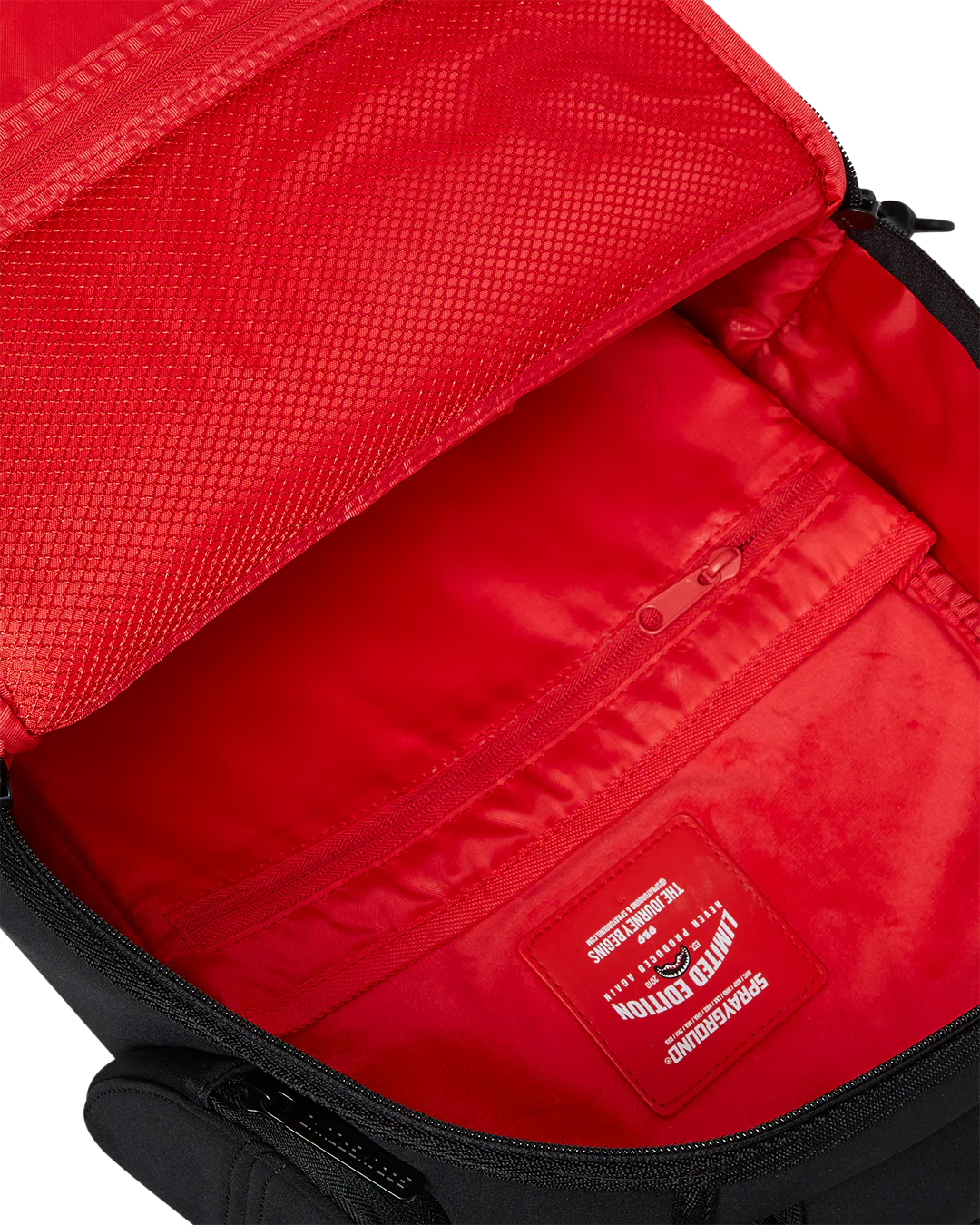 SPRAYGROUND SHARK CENTRAL KYUSHU MOUNTAIN DLXS BACKPACK