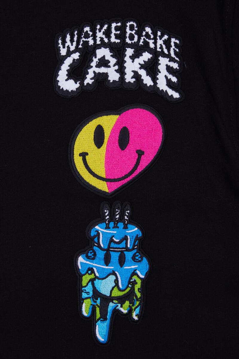 WEDDING CAKE ALL GAS T-SHIRT
